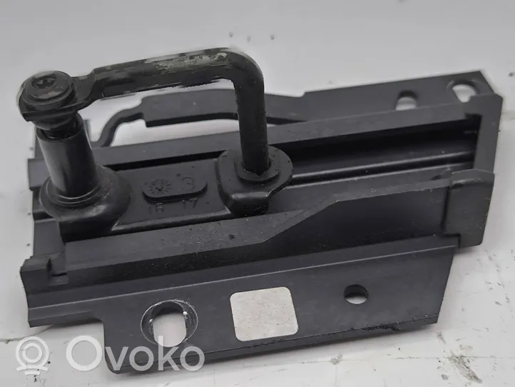 Audi A5 Engine bonnet/hood lock/latch loop/hook 8W0823186E