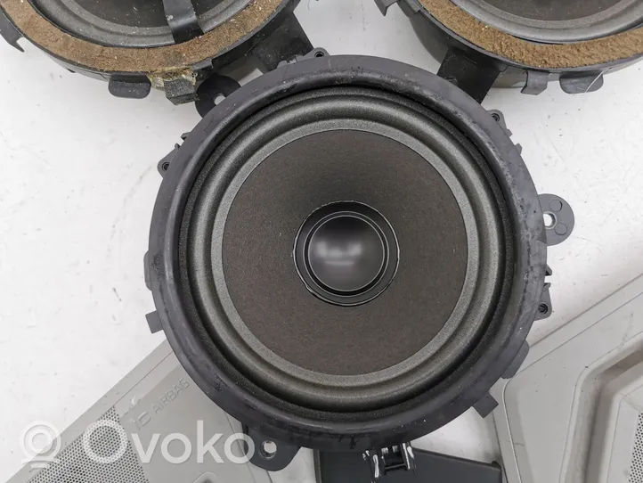 Volvo XC90 Kit système audio 8633109