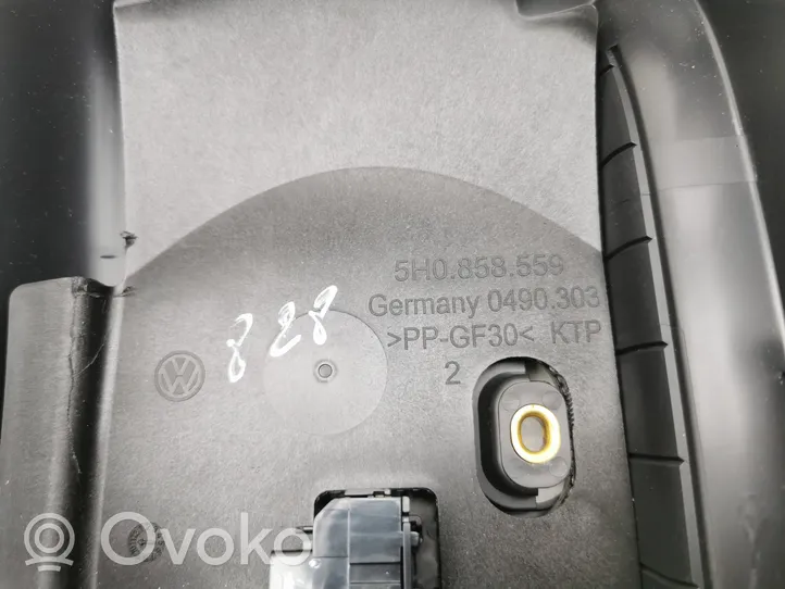 Volkswagen Golf VIII Rivestimento del volante 5H0858559