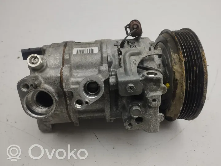 Volkswagen Golf VIII Compressore aria condizionata (A/C) (pompa) 5WA816803A