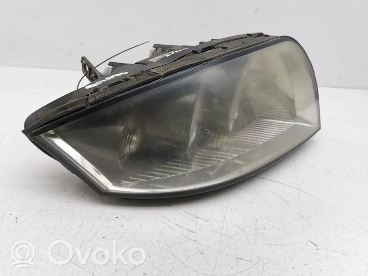 Audi A2 Lampa przednia 8Z0941004H