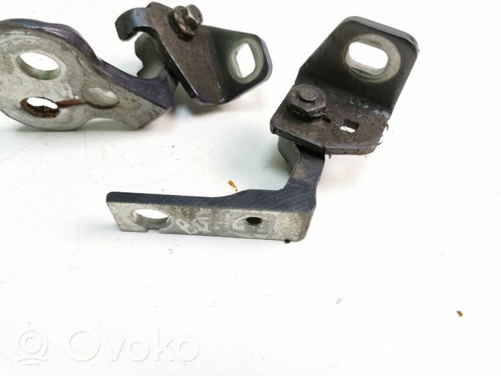 Ford Focus Set di cerniere portiera anteriore 