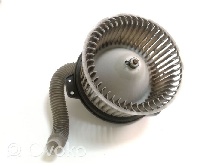 Mazda 323 F Ventola riscaldamento/ventilatore abitacolo 8940000081