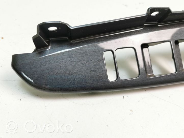 Mazda CX-7 Rivestimento pulsantiera finestrino della portiera anteriore 7082070