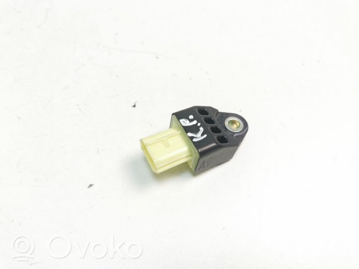 Toyota Prius (XW30) Sensor impacto/accidente para activar Airbag 8983175010