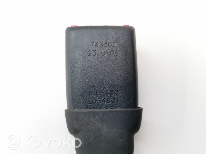 Lexus RX 330 - 350 - 400H Takaistuimen turvavyön solki E034501