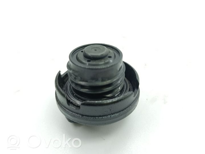 Audi A6 S6 C5 4B Tappo del serbatoio del carburante 1J0201553C