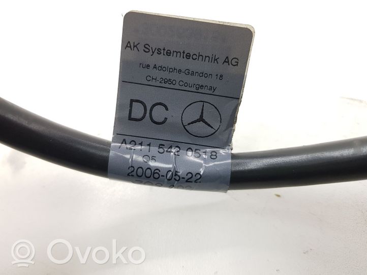 Mercedes-Benz CLS C219 Maakaapeli, akku A2115420518