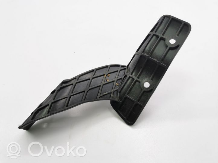 Citroen C4 Cactus Fender mounting bracket 9805295880