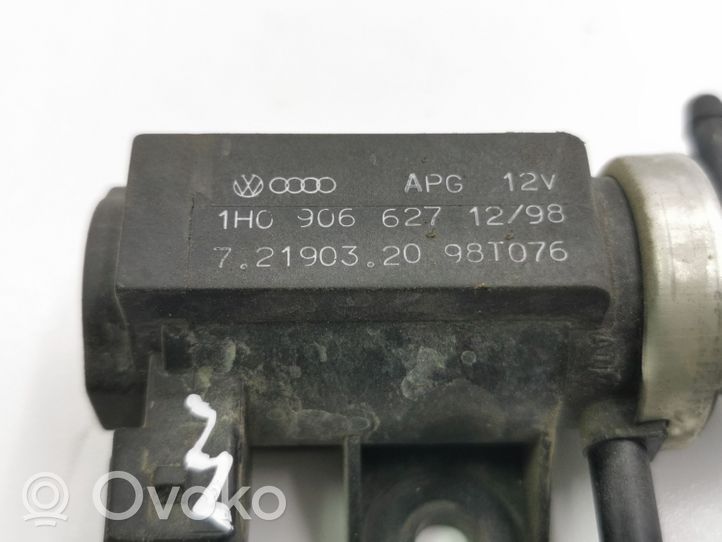 Volkswagen PASSAT B5 Vacuum valve 1H0906627