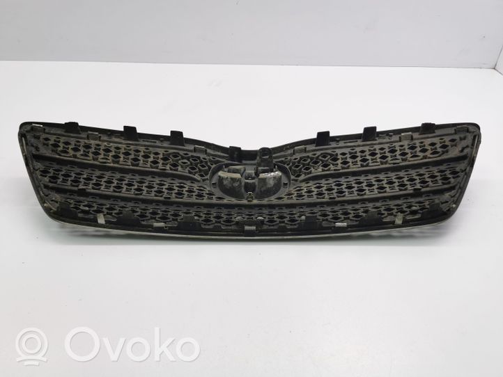 Toyota Corolla E120 E130 Grille calandre supérieure de pare-chocs avant 5311402010