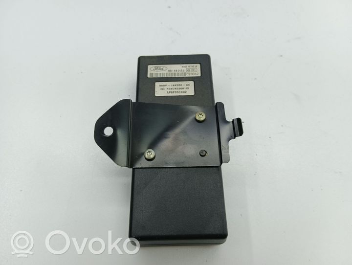 Ford Focus Telefono valdymo blokas 98AP19K350