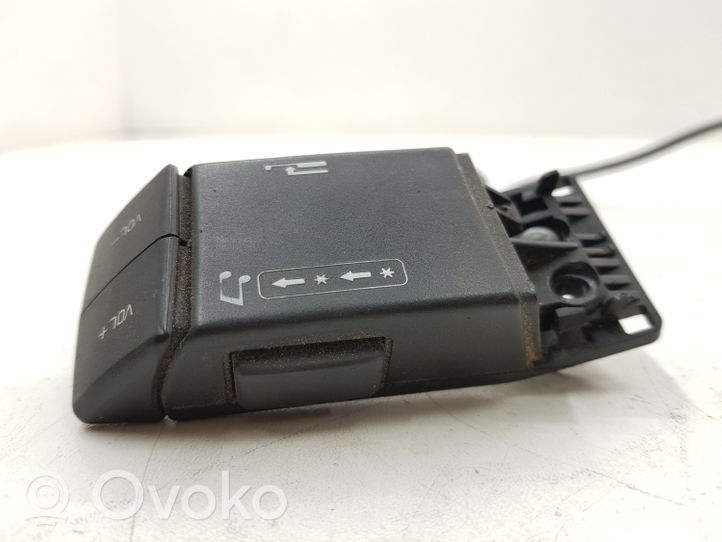 Renault Espace III Sound control switch 