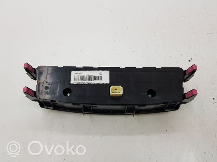 Toyota Avensis T270 Panel klimatyzacji 5590005540