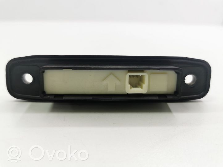 Toyota Avensis T270 Tailgate opening switch 9655B23