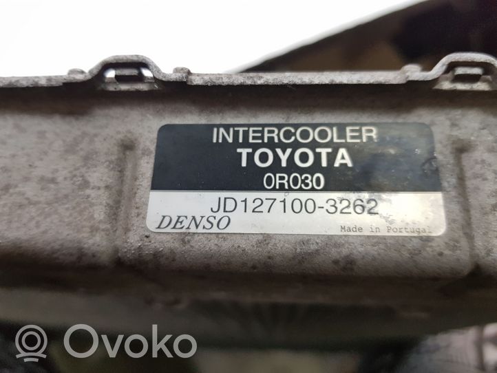 Toyota Avensis T270 Interkūlerio radiatorius JD1271003262