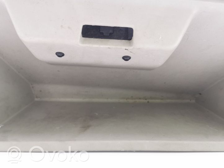 Chrysler Voyager Glove box C313301