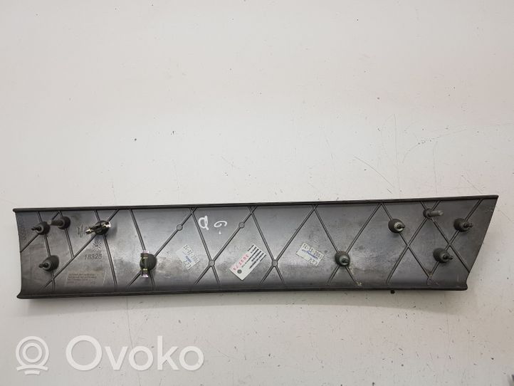 Maserati Quattroporte Muu takaoven verhoiluelementti 66940500