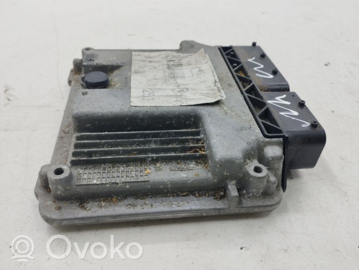 Audi A6 C7 Sterownik / Moduł ECU 03L906613LB