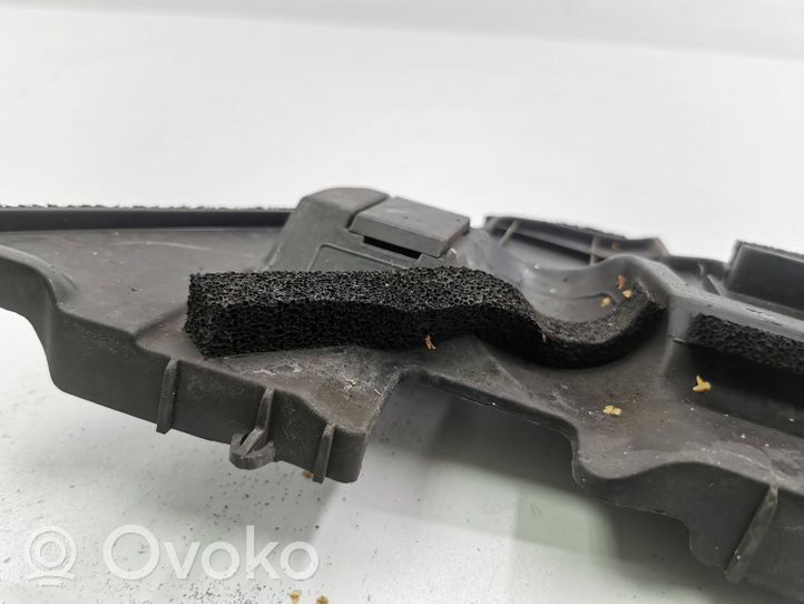 Toyota Prius (XW30) Déflecteur d'air de radiateur de refroidissement 5329447010