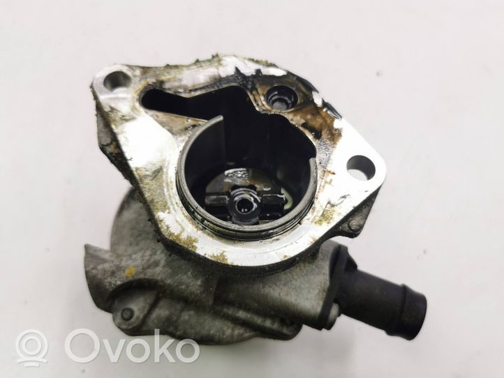 Nissan Juke I F15 Alipainepumppu 146505272R