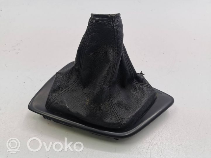 Toyota Auris E180 Rivestimento in pelle/manopola della leva del cambio 5880802210