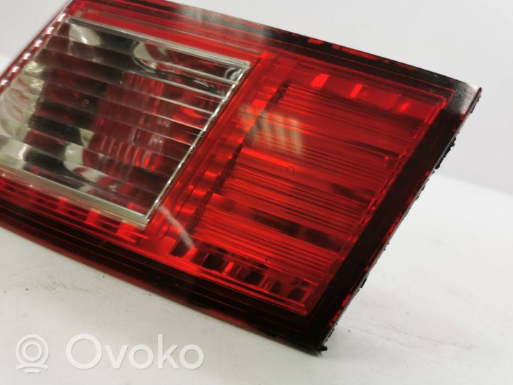 Honda Accord Lampy tylnej klapy bagażnika P7479R