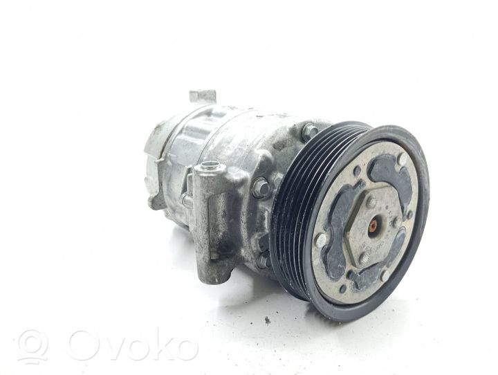 Audi A3 8Y Ilmastointilaitteen kompressorin pumppu (A/C) 3Q0816803D