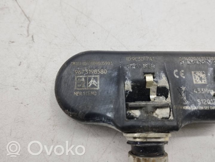 Citroen C5 Tire pressure sensor 9673198580