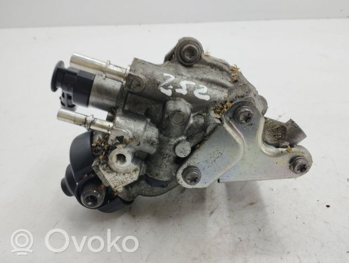 Renault Clio IV Pompa wtryskowa wysokiego ciśnienia 167007358