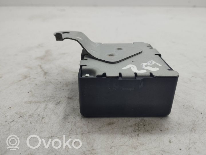 Toyota Prius (XW20) Oven ohjainlaite/moduuli 8974147120