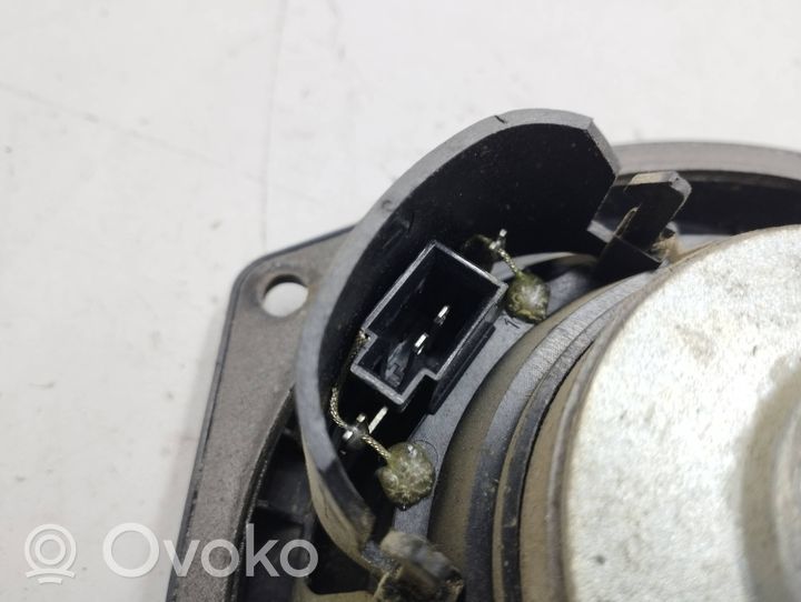 Opel Zafira A Rear door speaker 90520838