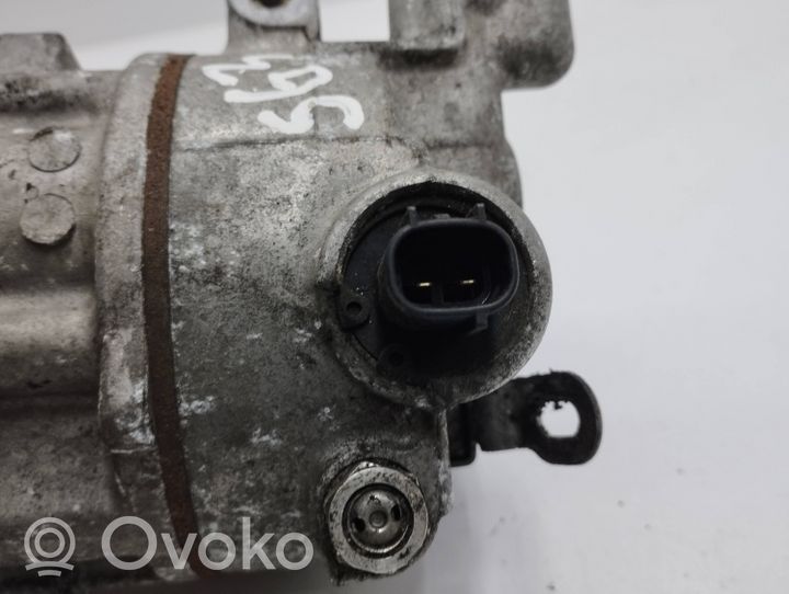 Toyota Avensis T270 Ilmastointilaitteen kompressorin pumppu (A/C) GE4472809281