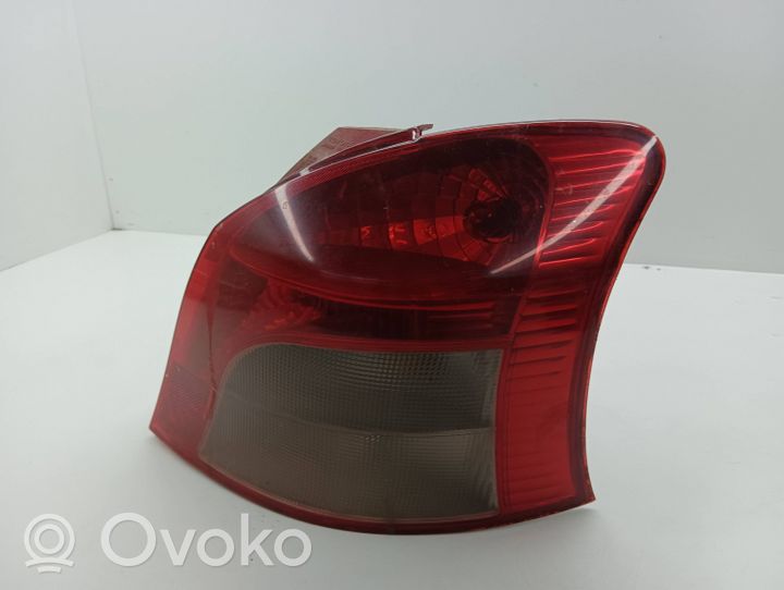 Toyota Yaris Lampa tylna E131772