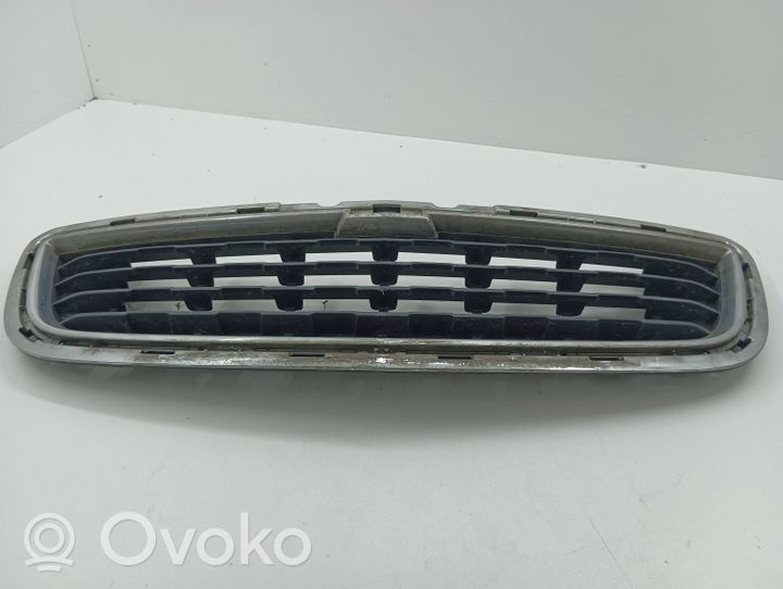 Chevrolet Trax Grille calandre supérieure de pare-chocs avant 95235143