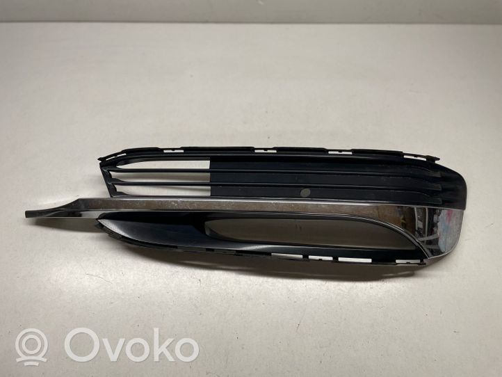 BMW 7 G11 G12 Pretmiglas luktura dekoratīvais režģis 7369408