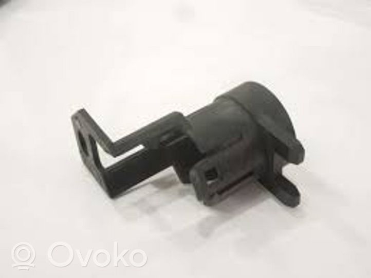 Audi A8 S8 D2 4D Rear parking sensor holder (PDC) 4D0807129