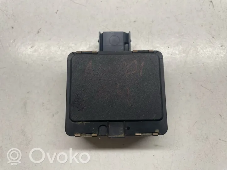 Audi A4 S4 B9 8W Distronic sensors - adaptīvās kruīza kontroles sensors 5Q0907572J