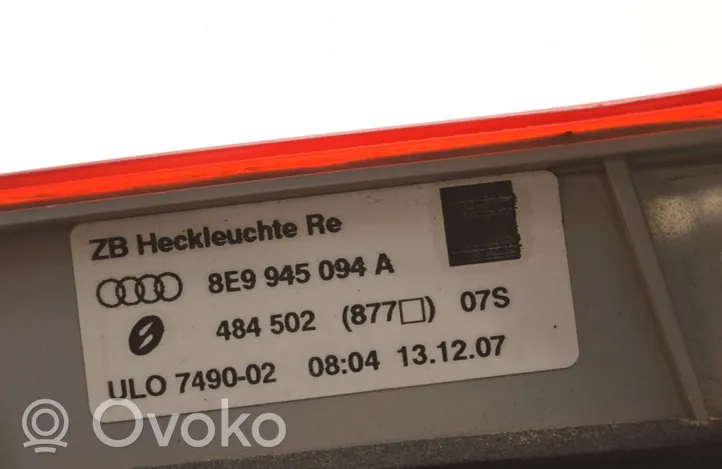 Audi A4 S4 B7 8E 8H Feux arrière sur hayon 8E9945094A