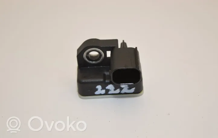 Mercedes-Benz C W204 ESP acceleration yaw rate sensor 10.1711-0221.3