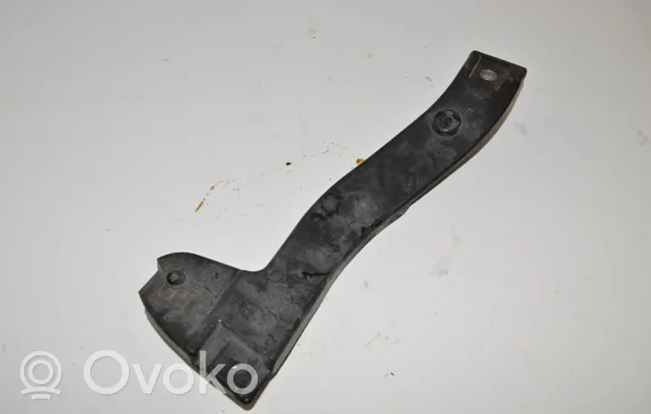 Audi A4 S4 B7 8E 8H Staffa di rinforzo montaggio del paraurti anteriore 8E0807204B