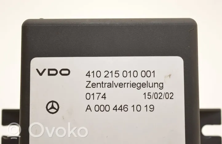 Mercedes-Benz Vito Viano W638 Oven keskuslukituksen ohjausyksikön moduuli 410215010001