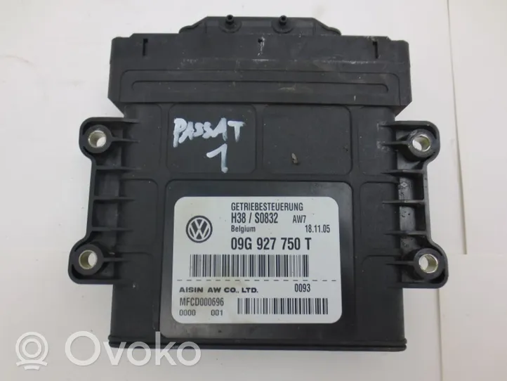 Volkswagen PASSAT B6 Centralina/modulo scatola del cambio MFCD000696