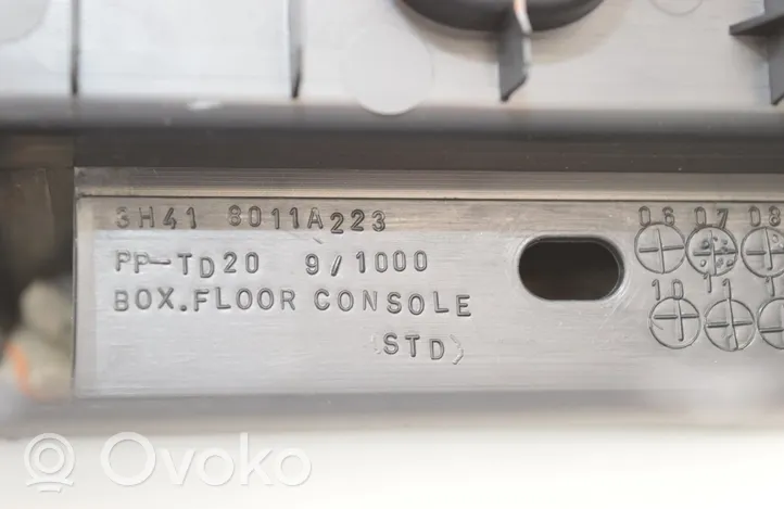 Mitsubishi Lancer X Consola central 8011A223