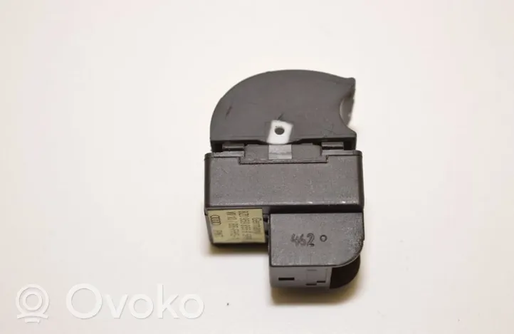 Audi A4 S4 B6 8E 8H Elektrinių langų jungtukas 8Z0959855B