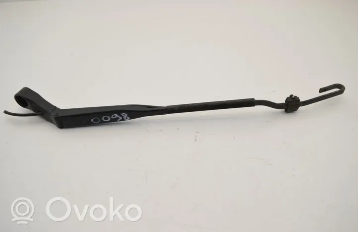 Jaguar XK8 - XKR Front wiper blade arm 