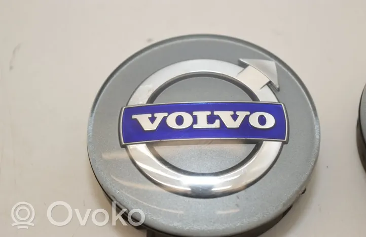 Volvo S40 Borchia ruota non originale 8200043899