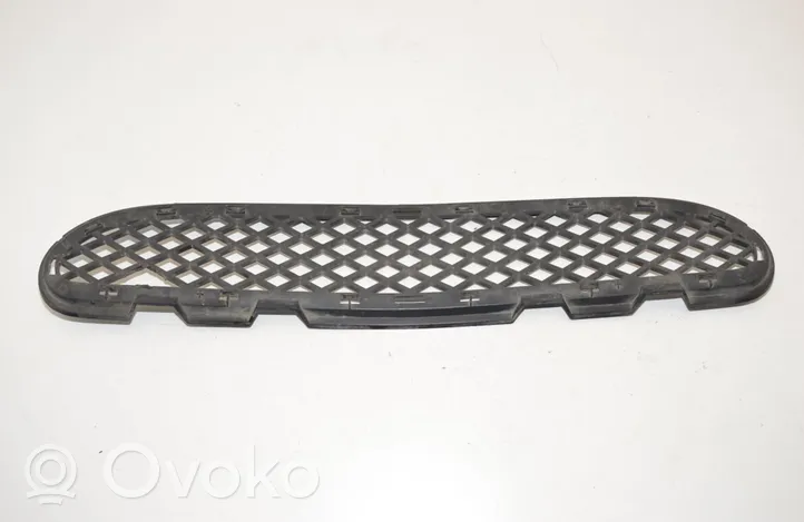 Mercedes-Benz C W203 Grille de calandre avant A2038850823