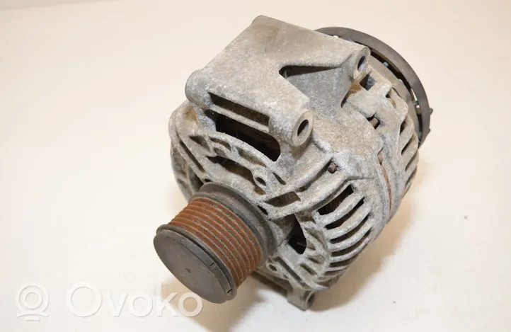 Mercedes-Benz C W203 Alternator 0124515088