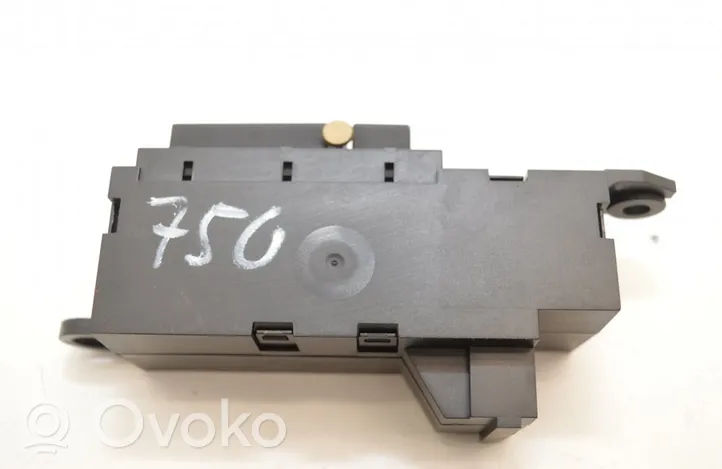 Audi A8 S8 D3 4E Moottorin start-stop-painike/kytkin 5WK45061